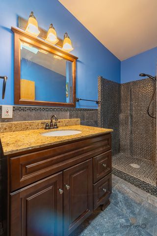 3933 W 69th Place, Chicago, IL 60629