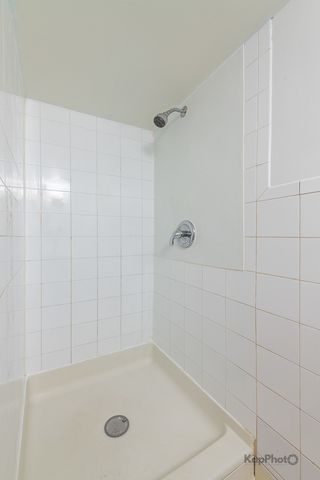 3933 W 69th Place, Chicago, IL 60629