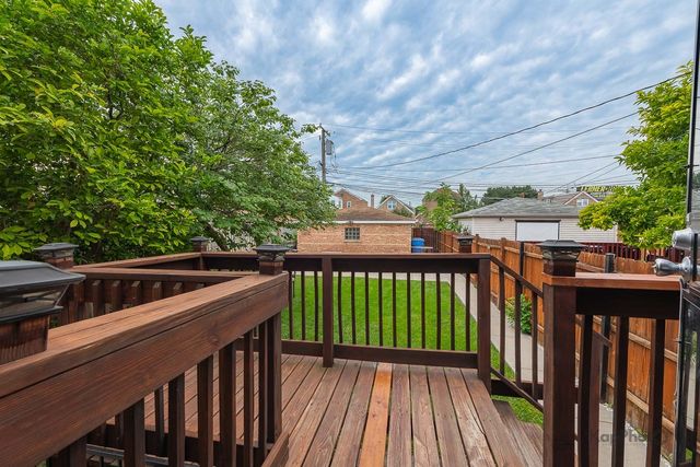 3933 W 69th Place, Chicago, IL 60629