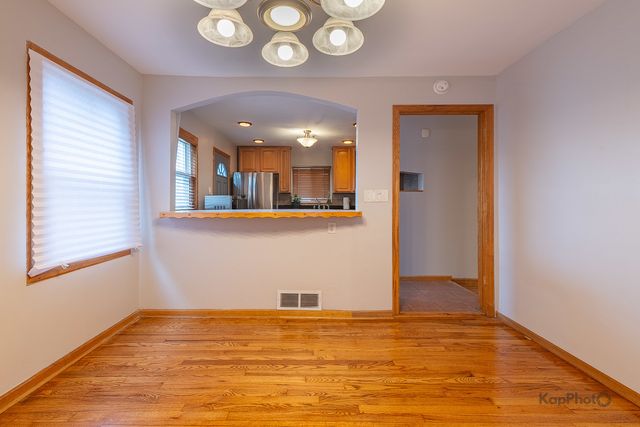 3933 W 69th Place, Chicago, IL 60629