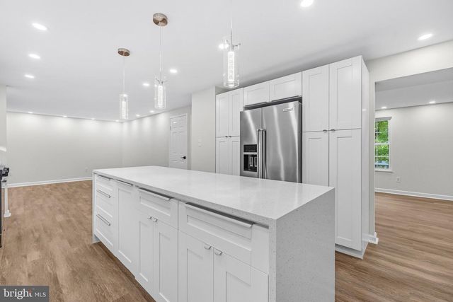 4046 TARPON LN, Woodbridge, VA 22193