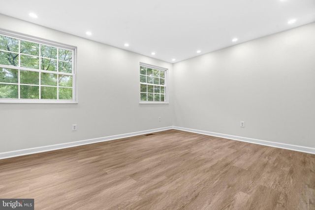 4046 TARPON LN, Woodbridge, VA 22193