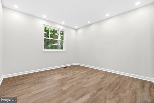 4046 TARPON LN, Woodbridge, VA 22193