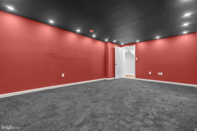 4046 TARPON LN, Woodbridge, VA 22193