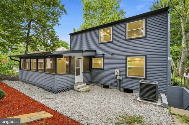 4046 TARPON LN, Woodbridge, VA 22193
