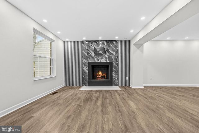 4046 TARPON LN, Woodbridge, VA 22193