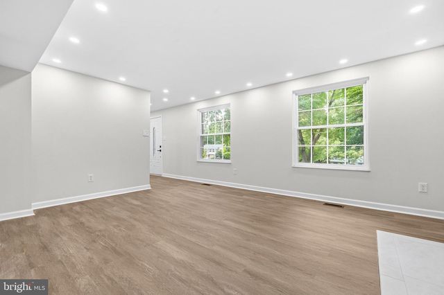 4046 TARPON LN, Woodbridge, VA 22193