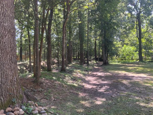 1114 Lake Glen Road, Huffman, TX 77336