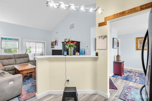1 Truro Drive F, Monroe, NJ 08831