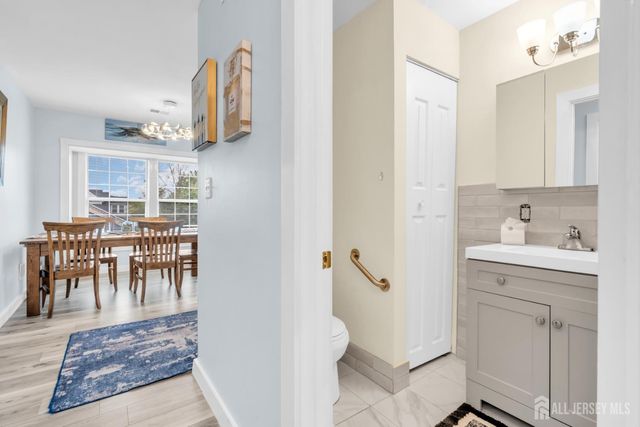 1 Truro Drive F, Monroe, NJ 08831