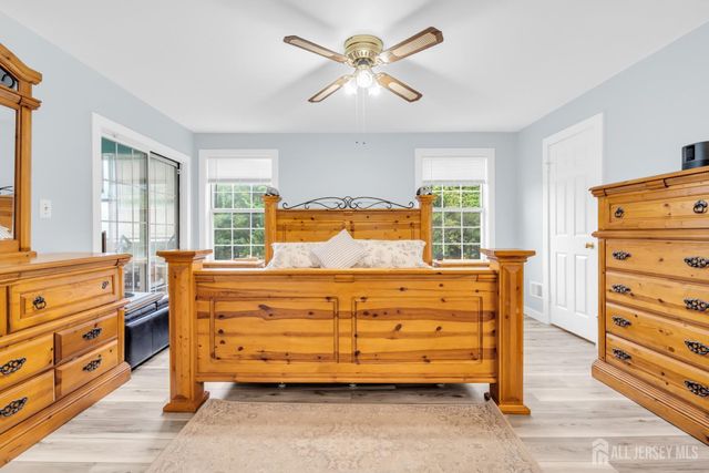 1 Truro Drive F, Monroe, NJ 08831