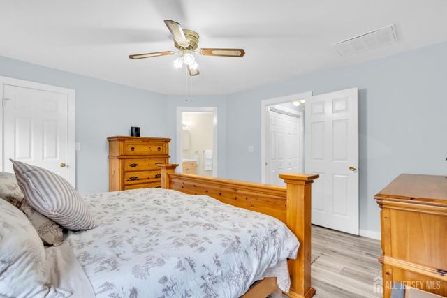 1 Truro Drive F, Monroe, NJ 08831