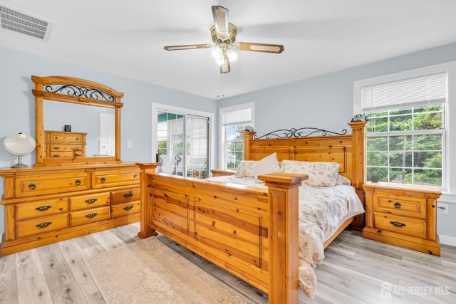 1 Truro Drive F, Monroe, NJ 08831