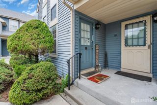 1 Truro Drive F, Monroe, NJ 08831