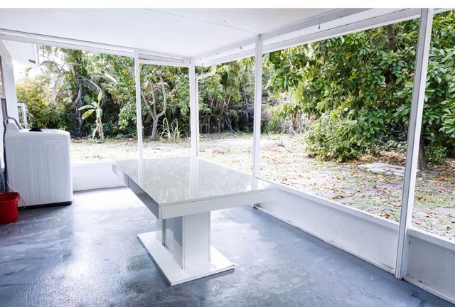 5437 Greenwood Drive, Delray Beach, FL 33484