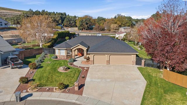 7239 W 15th Ave, Kennewick, WA 99338