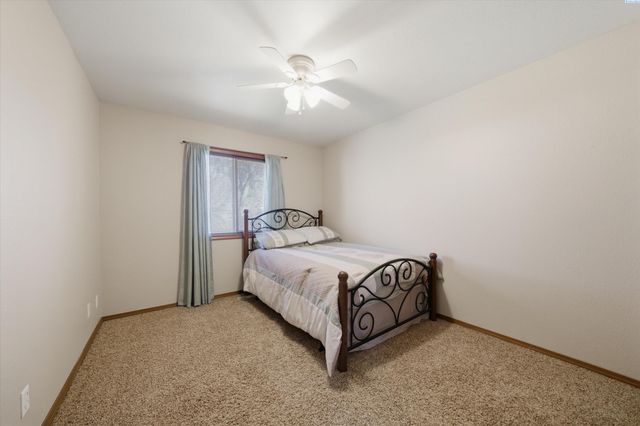 7239 W 15th Ave, Kennewick, WA 99338