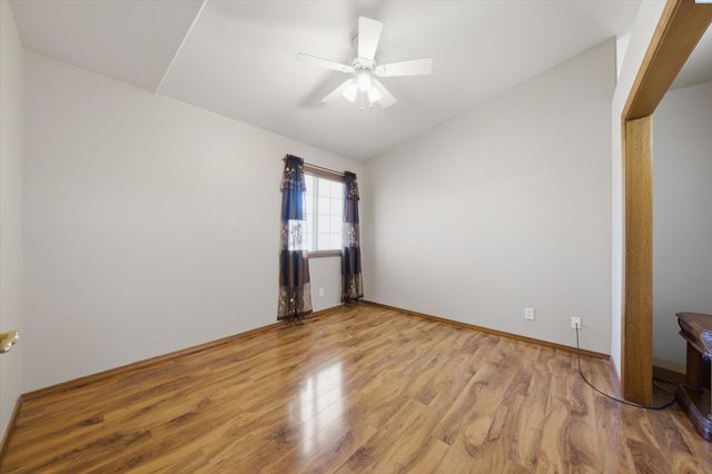 7239 W 15th Ave, Kennewick, WA 99338