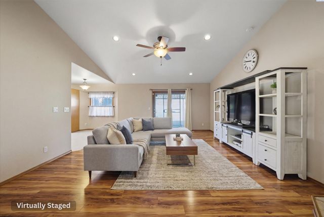 7239 W 15th Ave, Kennewick, WA 99338