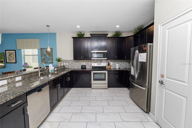 9158 SCRAMBLE DRIVE, Davenport, FL 33896