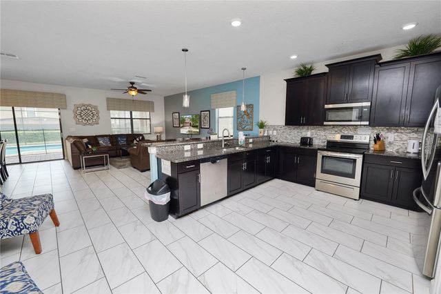 9158 SCRAMBLE DRIVE, Davenport, FL 33896
