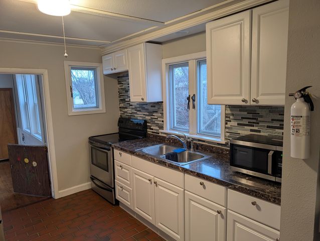 1213 Irvine Avenue NW, Bemidji, MN 56601