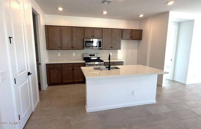 20692 N 224TH Avenue, Surprise, AZ 85387