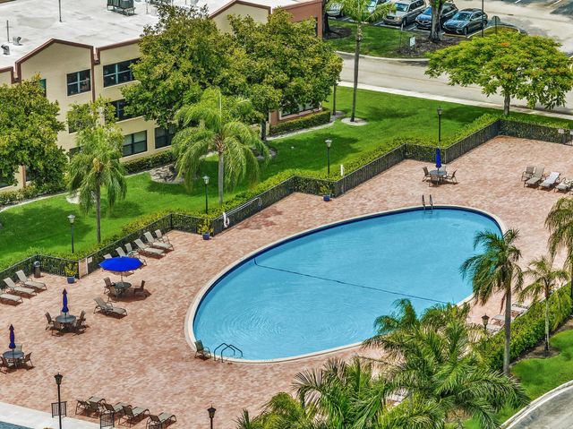 10701 W CLAIRMONT Circle 109, Tamarac, FL 33321
