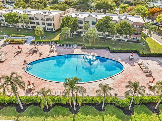 10701 W CLAIRMONT Circle 109, Tamarac, FL 33321