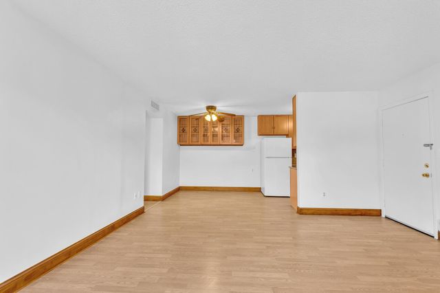 10701 W CLAIRMONT Circle 109, Tamarac, FL 33321