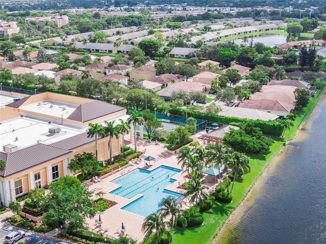 10701 W CLAIRMONT Circle 109, Tamarac, FL 33321
