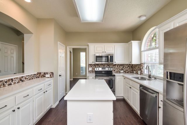 10000 Danbury Drive, Frisco, TX 75035