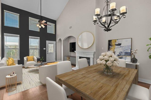 2210 Onion Creek PKWY 503, Austin, TX 78747