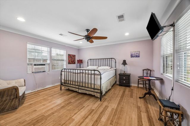 6605 Fairway Drive, Galveston, TX 77551