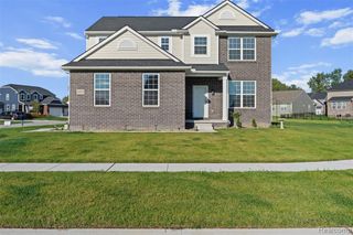 24731 Arbor Court, Macomb, MI 48042