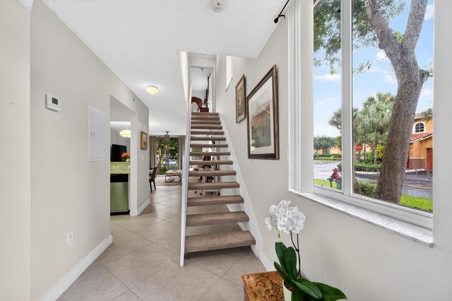 600 SCOTIA Drive 108, Hypoluxo, FL 33462