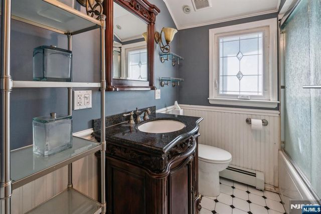 26 N Wardell Road, Livingston, NJ 07039