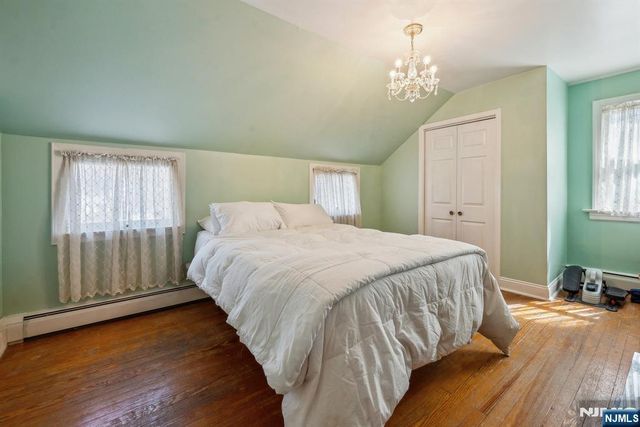 26 N Wardell Road, Livingston, NJ 07039
