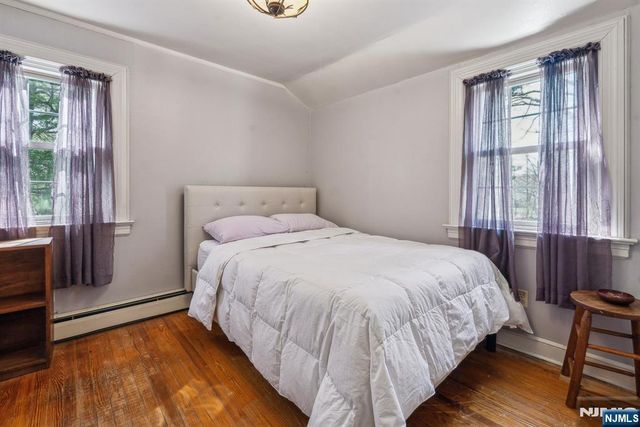 26 N Wardell Road, Livingston, NJ 07039