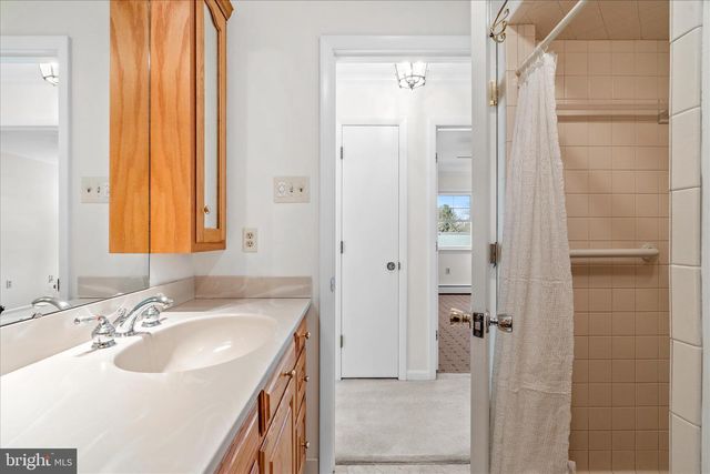 100 LOMBARDY DR, Middletown, MD 21769