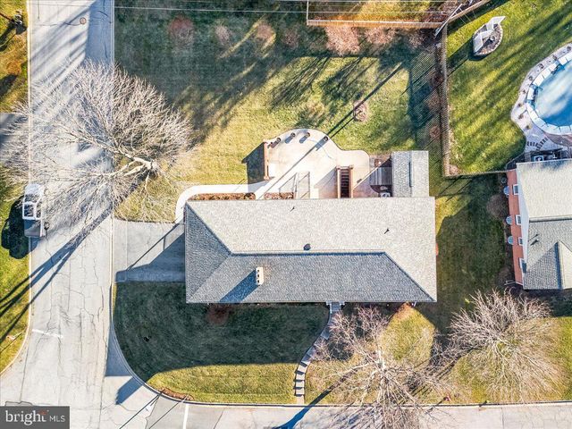 100 LOMBARDY DR, Middletown, MD 21769