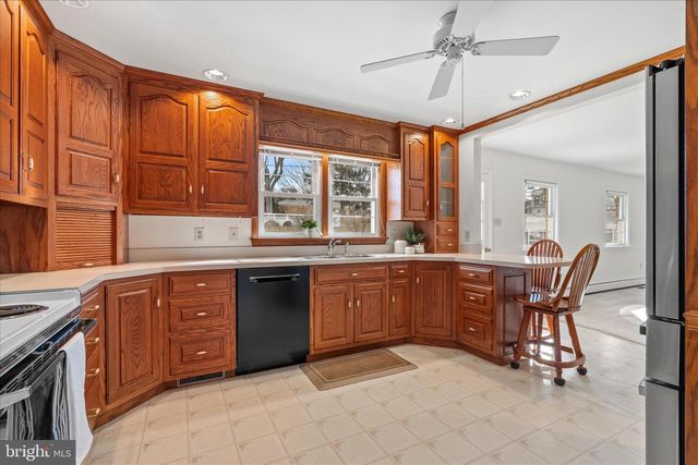 100 LOMBARDY DR, Middletown, MD 21769