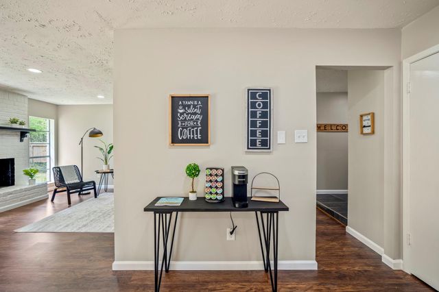 93 S Waxberry Road, The Woodlands, TX 77381