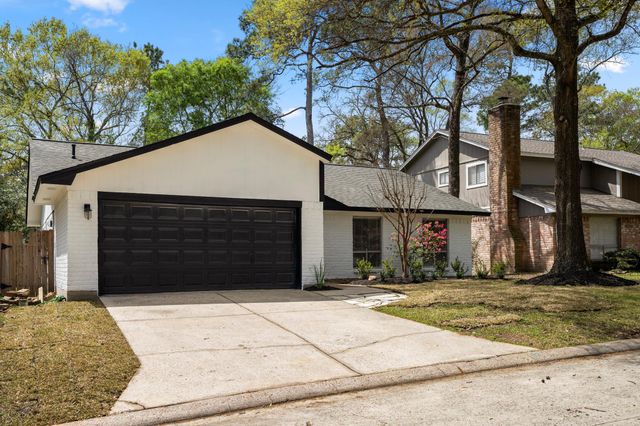 93 S Waxberry Road, The Woodlands, TX 77381