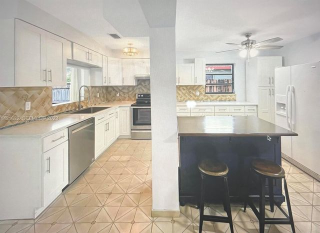 3813 NE 16th Terrace, Pompano Beach, FL 33064