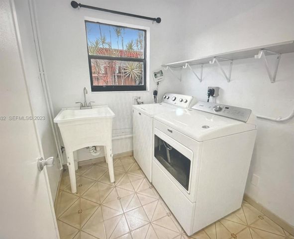 3813 NE 16th Terrace, Pompano Beach, FL 33064