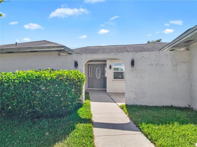 105 FOXWOOD DRIVE, Brandon, FL 33510
