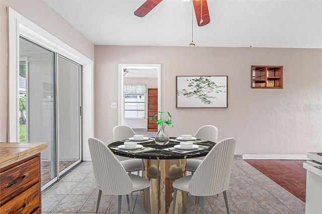 126 W GRAPEFRUIT CIRCLE, Clearwater, FL 33759