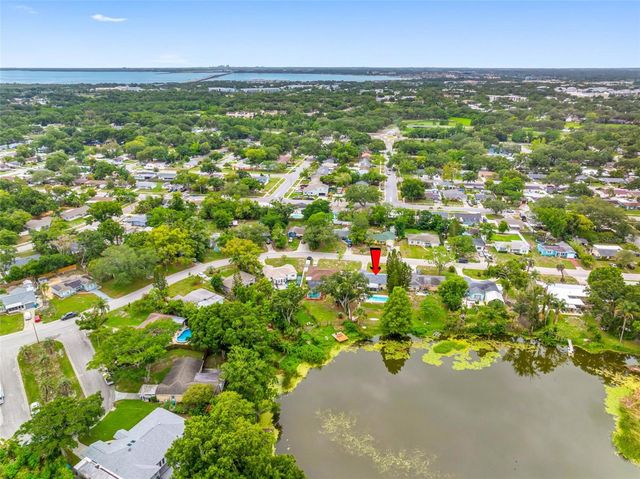 126 W GRAPEFRUIT CIRCLE, Clearwater, FL 33759