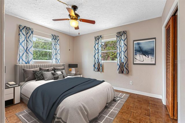 126 W GRAPEFRUIT CIRCLE, Clearwater, FL 33759